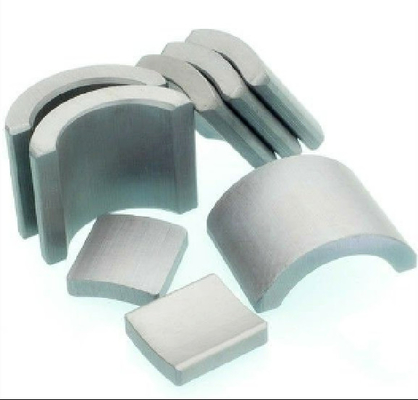 Iso TS16949 dei magneti di segmento della ferrite dell'OEM dei magneti dell'arco della ferrite di resistenza della corrosione