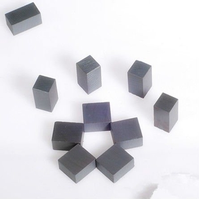 Magnete in ferrite ad alta energia permanente per alta densità di flusso