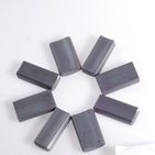 Magnete ferrite permanente a coercizione di flusso per risparmio energetico e prevenzione della corrosione