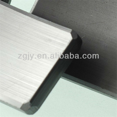 Magnete permanente di ferrite con resistenza magnetica e resistenza alla temperatura