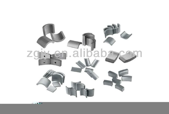 Magneti a blocchi ceramici di ferrite ad alta resistenza con dimensioni precise