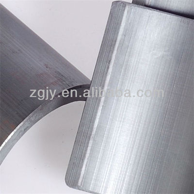 Magnete permanente in ferrite ad alta rimanenza con elevata densità di flusso