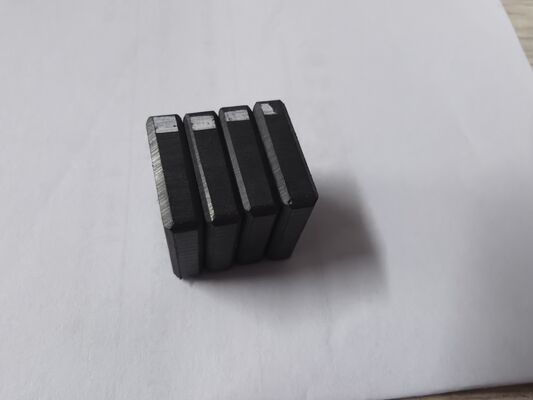 Y33 Magnete Ferrite Permanente SrO 6Fe2O3 Per Separatore Magnetico TS16949