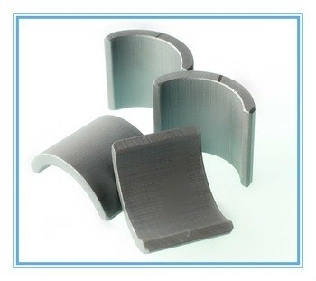 Stronzio di segmento dell'arco del magnete del motore di ventilatore elicoidale dell'automobile CSA