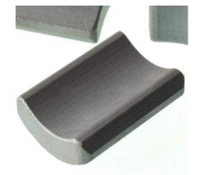 Il forte magnete permanente da vendere ha sinterizzato il magnete della ferrite su misura