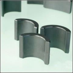 Magnete di segmento della ferrite del dispositivo di risparmio del combustibile del magnete della ferrite sinterizzato motore della pompa