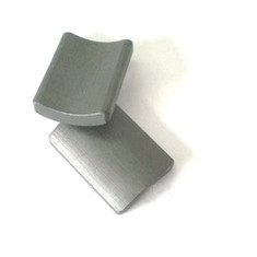 Elaborazione ceramica su misura di SrO dei magneti del motore della ferrite di Seater dell'automobile